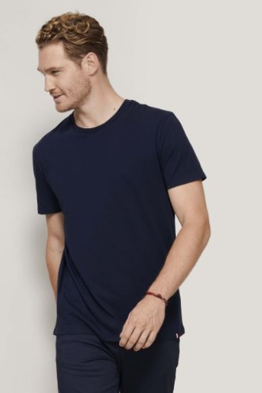 Camiseta hombre, manga corta.