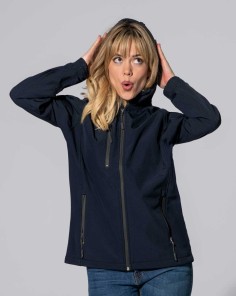 SENHORA COM CAPUZ SOFTSHELL...