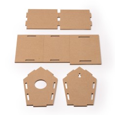 MANIK  Casita para pájaros 2